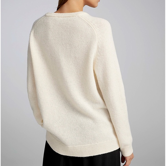 Ivory white pure wool V-neck rustic straight fit sweater NWT - Picture 2 of 8
